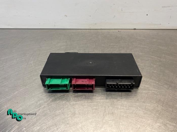Ordinateur contrôle fonctionnel d'un BMW 3-Serie (3-Serie 9, -, 3 mois de garantie, Utilisé, -