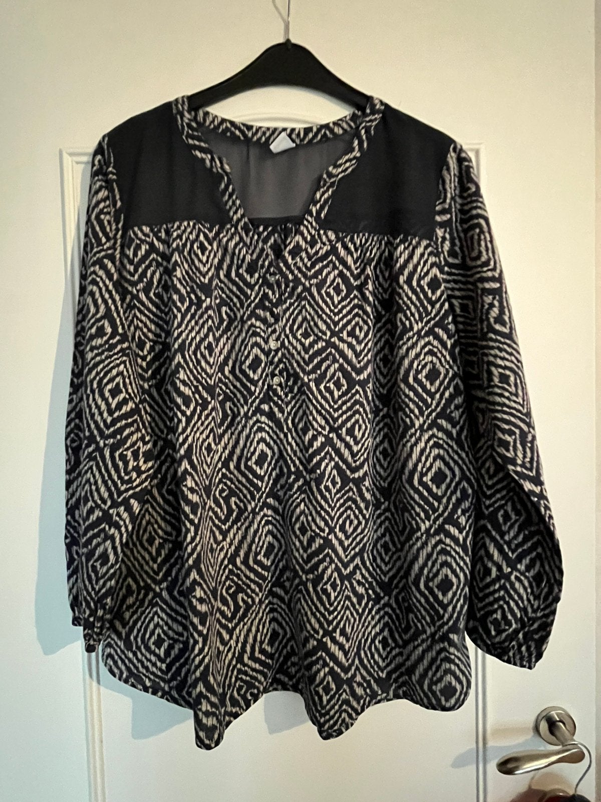 Blouse maat 50 m&s mode, Vêtements | Femmes, Enlèvement ou Envoi, Comme neuf