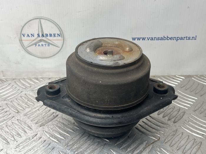 Support moteur d'un Mercedes ML-Klasse, -, 3 mois de garantie, Utilisé, -