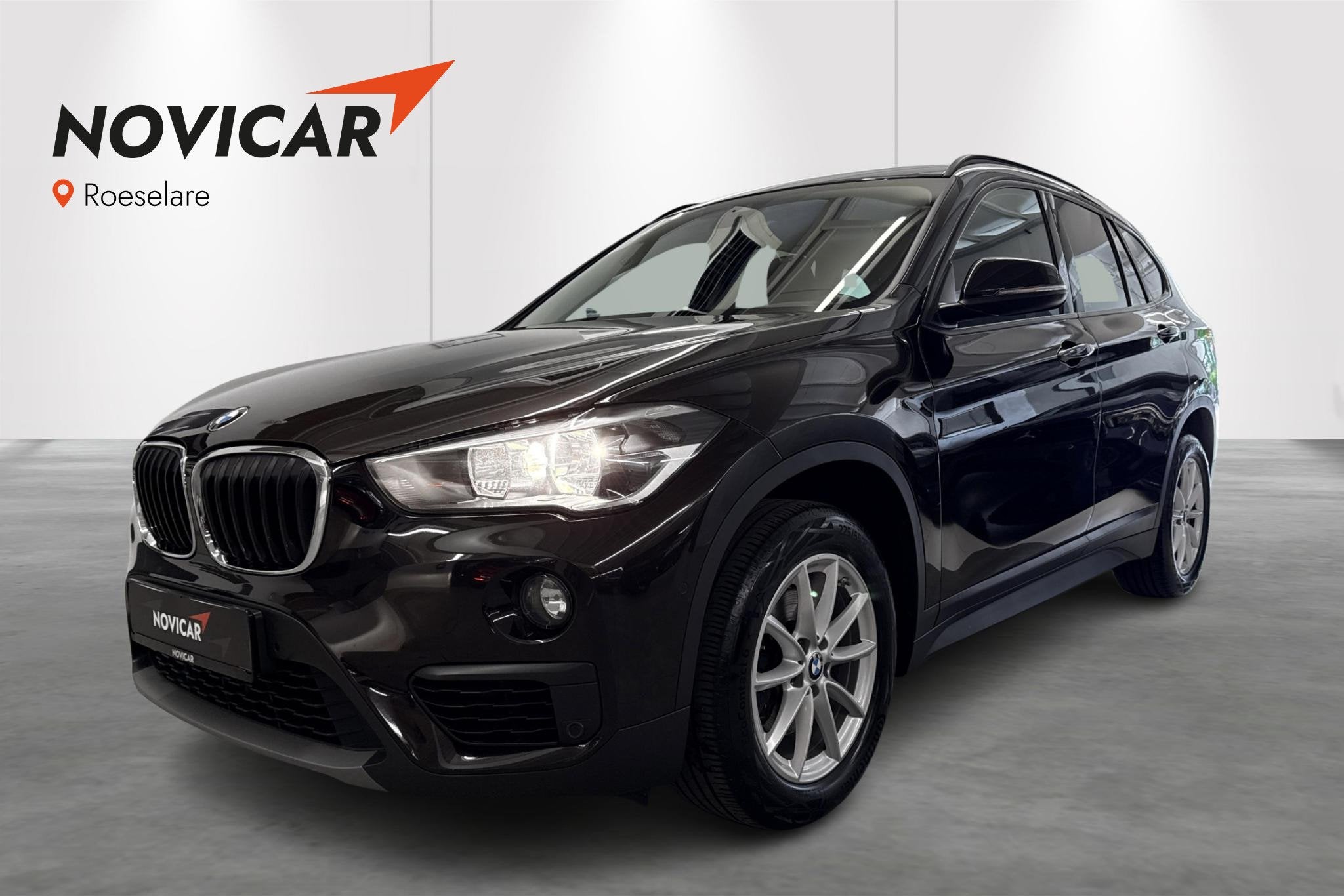 BMW X1 sDrive18iA (103 kW), Auto's, Stof, Gebruikt, Bruin, 1505 kg