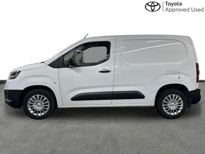 Toyota ProAce City Comfort SWB | carplay | camera, Autos, Toyota, Achat, Electronic Stability Program (ESP), Euro 6, ProAce
