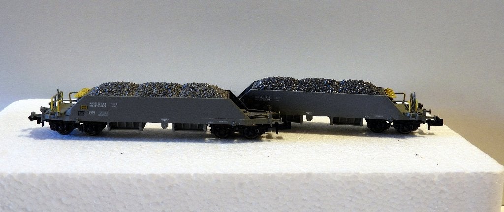 Twee transportauto's op schaal N, Verzamelen, Ophalen of Verzenden, Zo goed als nieuw, Trein, Schaalmodel