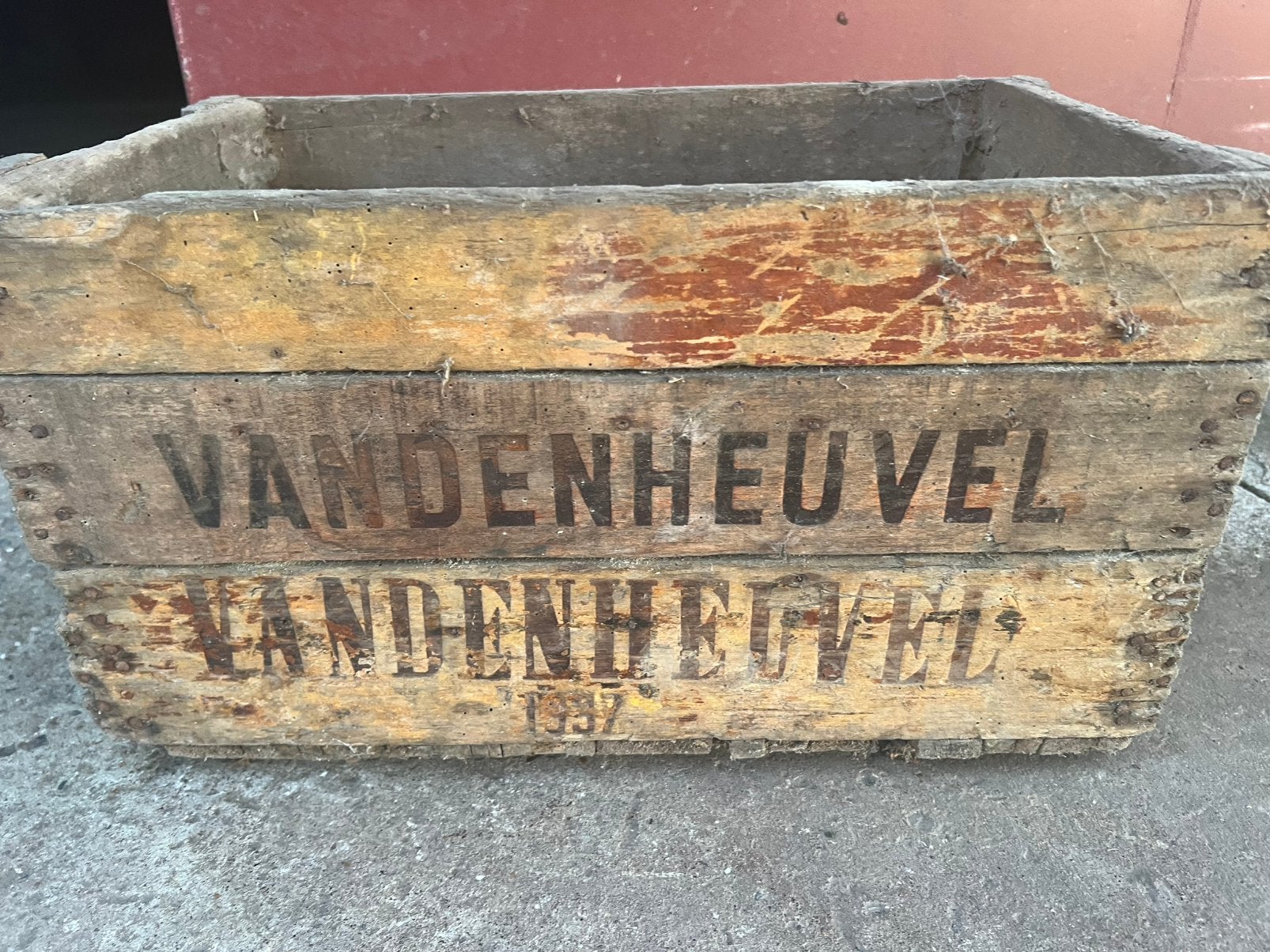 Oude houten bierbakken Vandenheuvel, Ophalen, Gebruikt