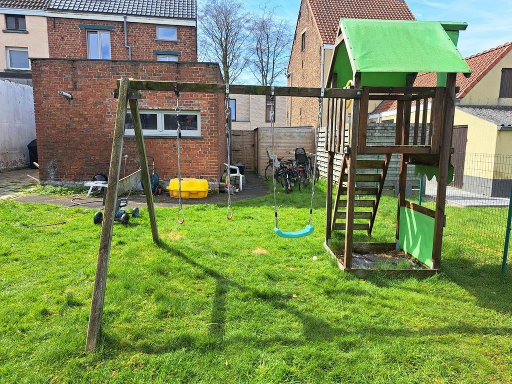 Wickey speeltoestel met attributen., Kinderen en Baby's, Speelgoed | Buiten | Speeltoestellen, Ophalen, Gebruikt, Schommel, Aanbouwonderdeel