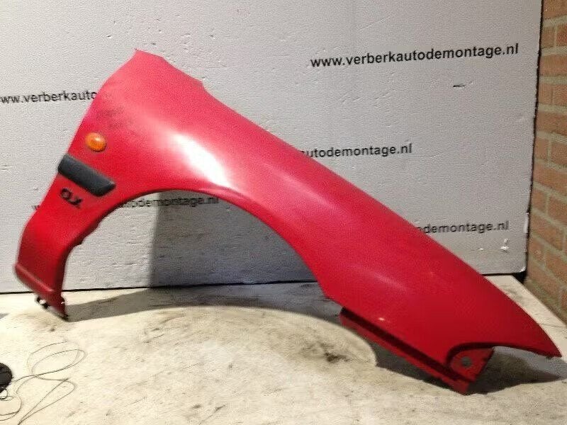 SPATBORD RECHTS VOOR Ford Mondeo I Wagon (01-1993/09-1996), Auto-onderdelen, Gebruikt, Ophalen of Verzenden, Ford-Werke GmbH, Henry-Ford-Straße 1 50735 Köln, DE