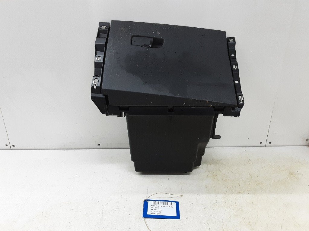 BOITE A GANTS Renault Clio V (RJAB) (01-2019/-), Renault, Utilisé, Peter-Huppertz-Straße 5
51063  Köln, DE, Dialog.deutschland@renault.de