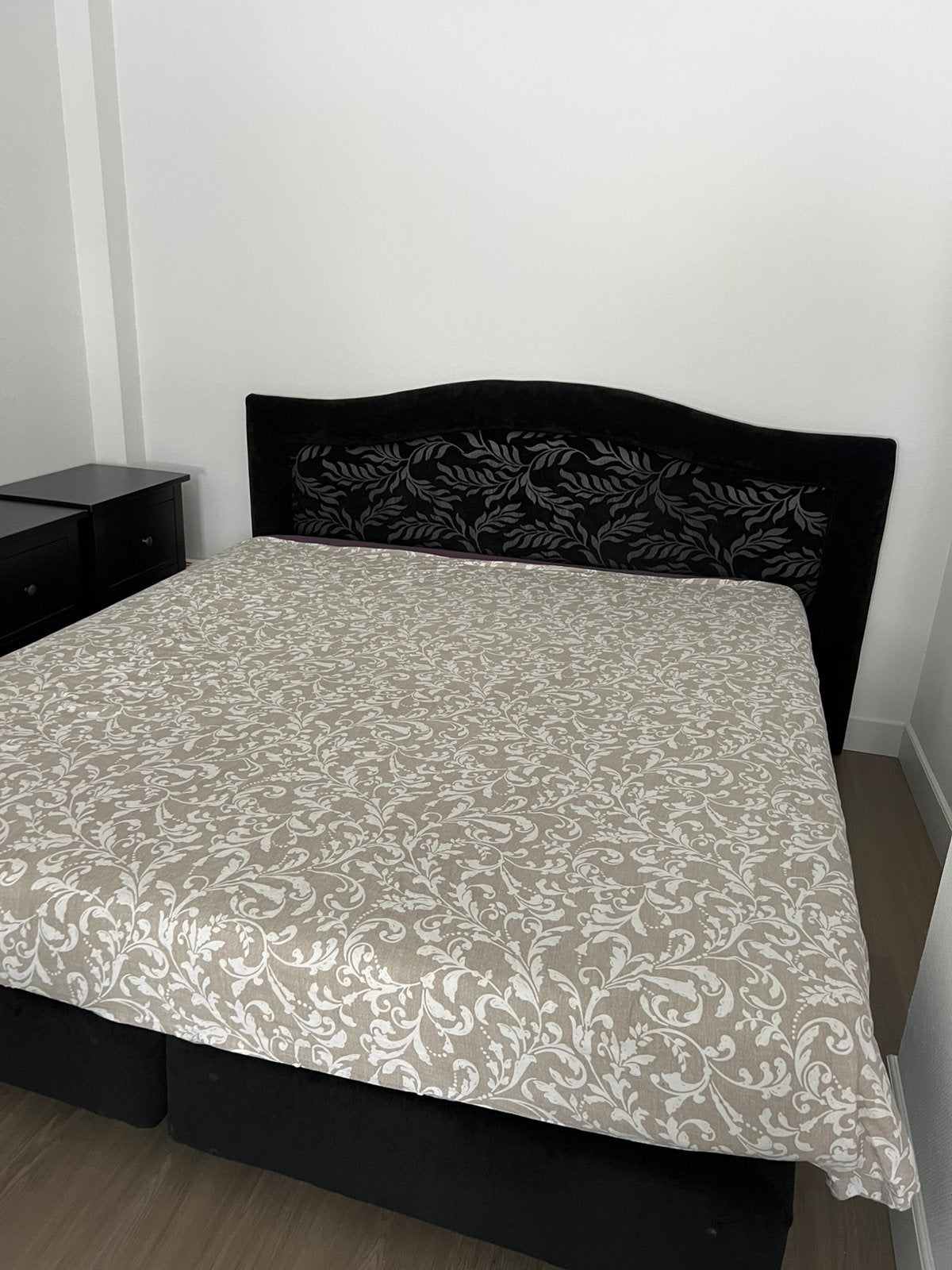 Box spring 180x200 Gratis