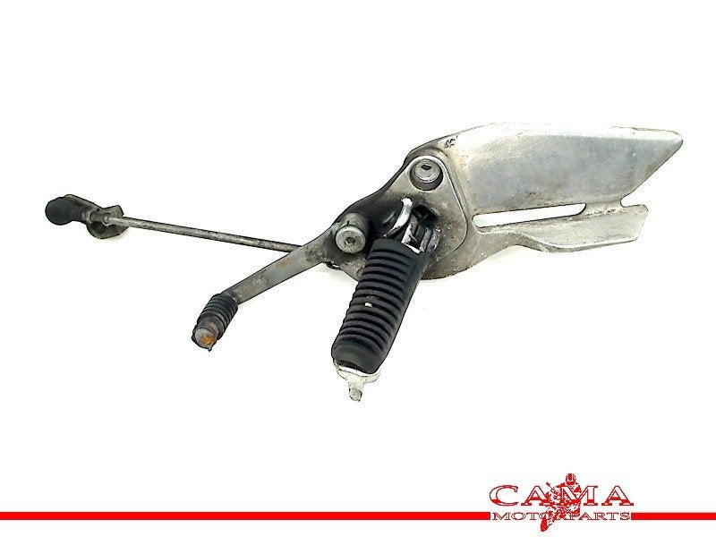 SCHETSPLAAT LINKS VOOR Yamaha, Dhr. S. di Majo, Gebruikt, Info@cama-motorparts.nl, P.J. Troelstraweg 8 8
3144 CX  MAASSLUIS, NL