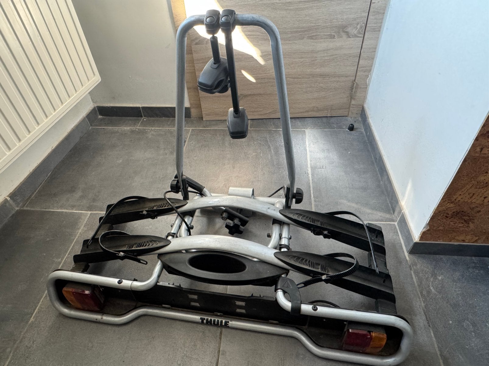 Porte vélo Thule Euroway 945, Autos : Divers, Porte-vélos, Support d'attelage, 2 vélos, Pneus larges, Enlèvement
