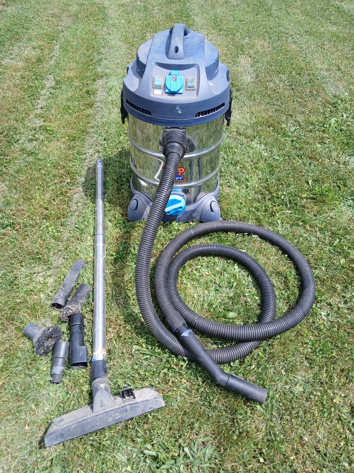 Aspirateur industriel, Enlèvement