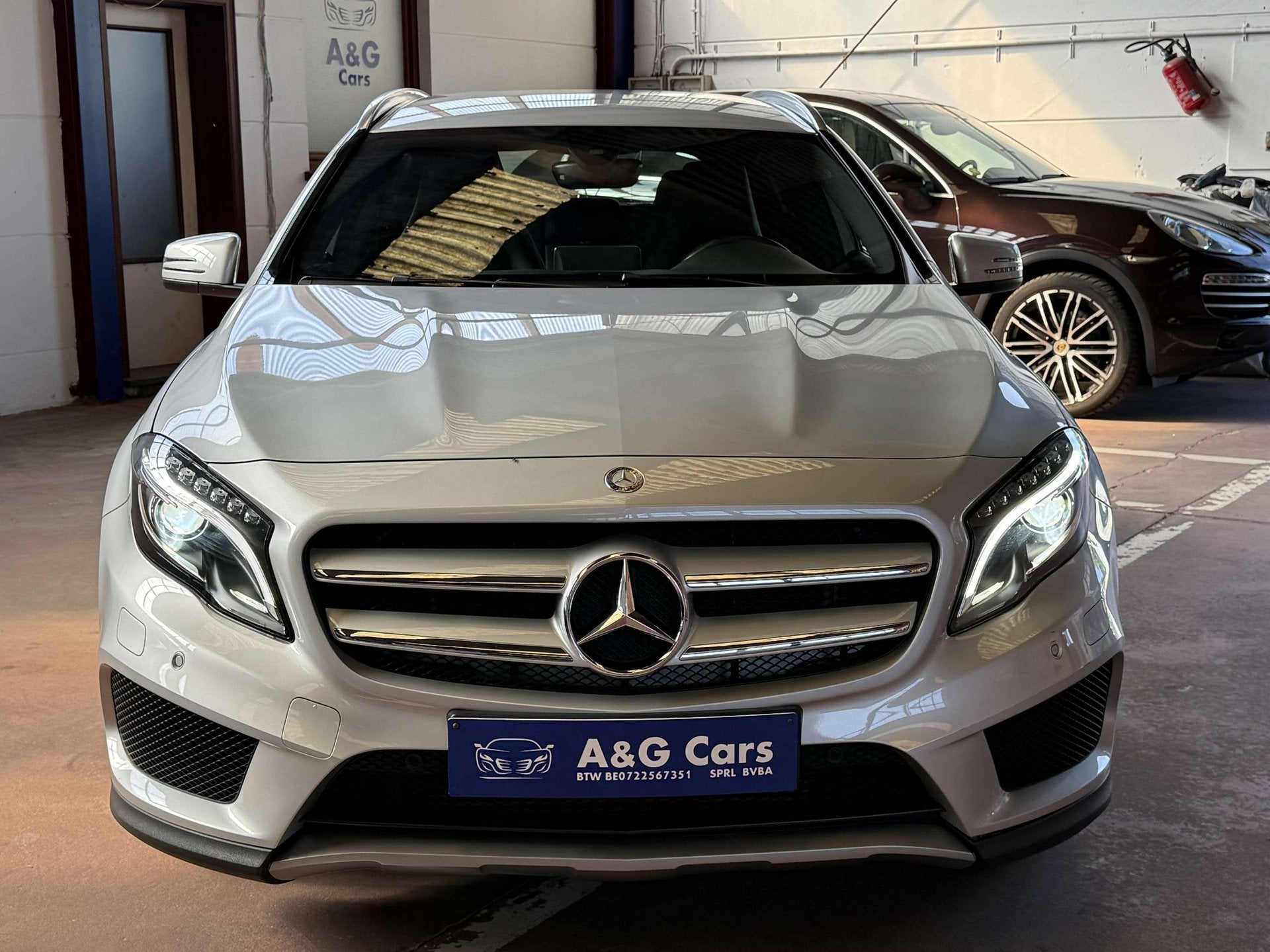Mercedes-Benz GLA 180 GLA 180. Pack AMG. 55.995km 1 Jaar Gar, Autos, Argent ou Gris, Achat, Euro 6, Entreprise