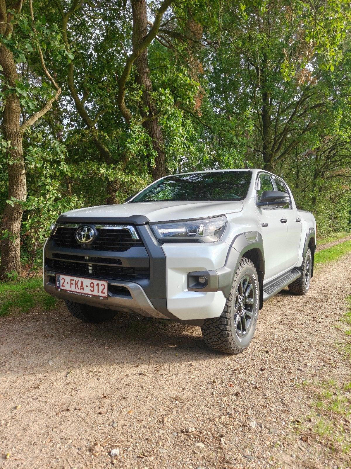 Toyota Hilux Invincible 2.8D, Autos, Achat, Noir, Diesel, Automatique