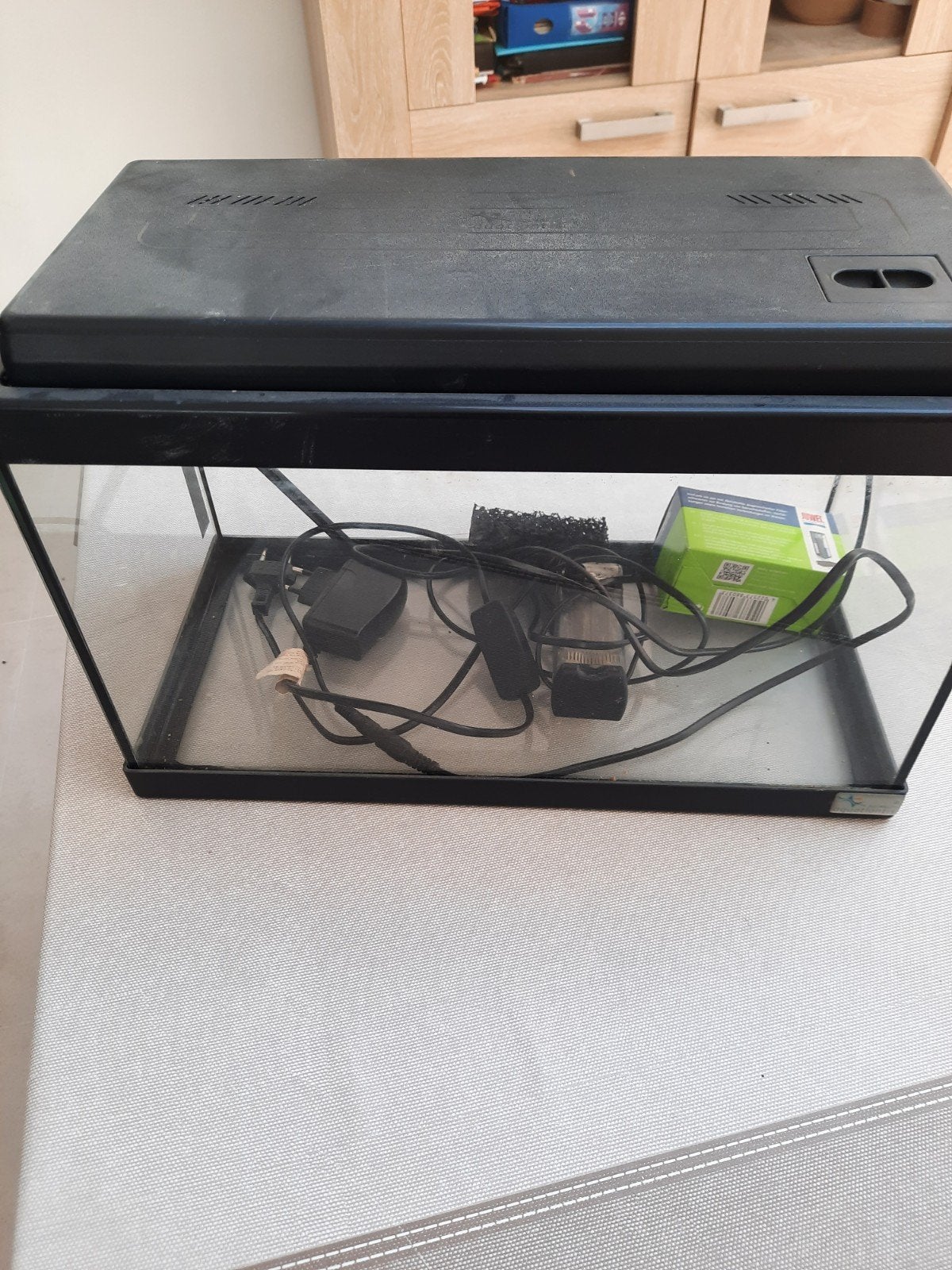 petit aquarium, Enlèvement