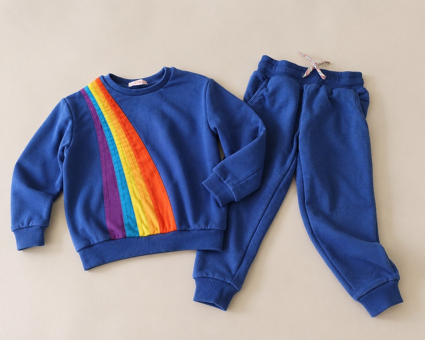 Regenboog K3 setje jogging
Maat: 104
Merk: K3 by Jbc, Ophalen, Setje