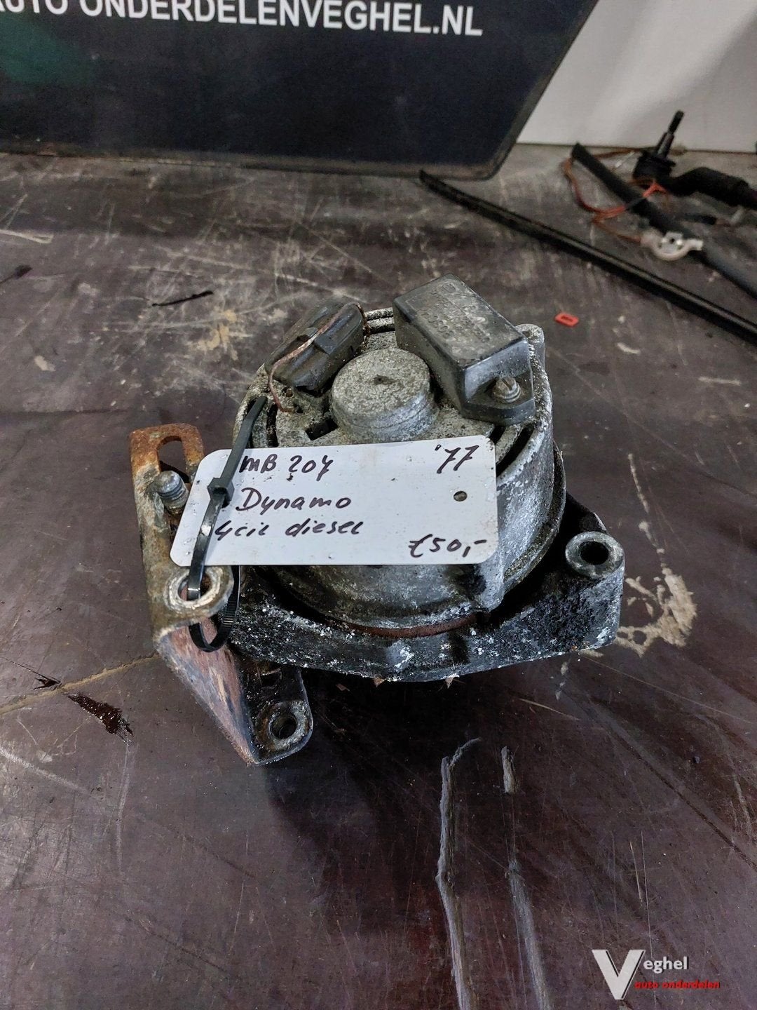 MB 207 bus 4 cil diesel dynamo '77, -, Utilisé, -, -