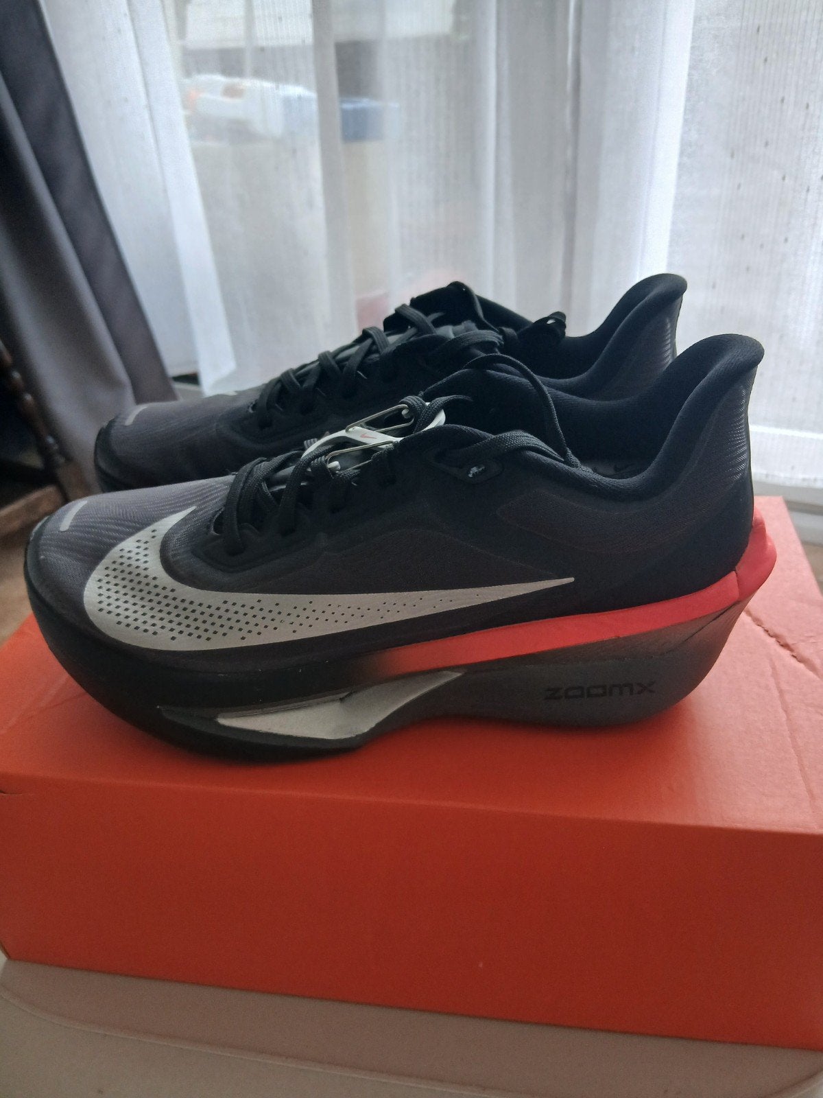 Nike Zoom Fly 6 - Nieuw met doos (maat 39/US 6.5), Sport en Fitness, Nieuw, Ophalen of Verzenden, Hardlopen, Hardloopschoenen