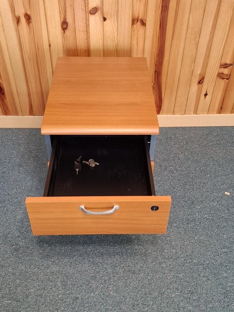 Commode de bureau à roulettes et clés, Comme neuf, Brun, Avec roues, 57 cm
