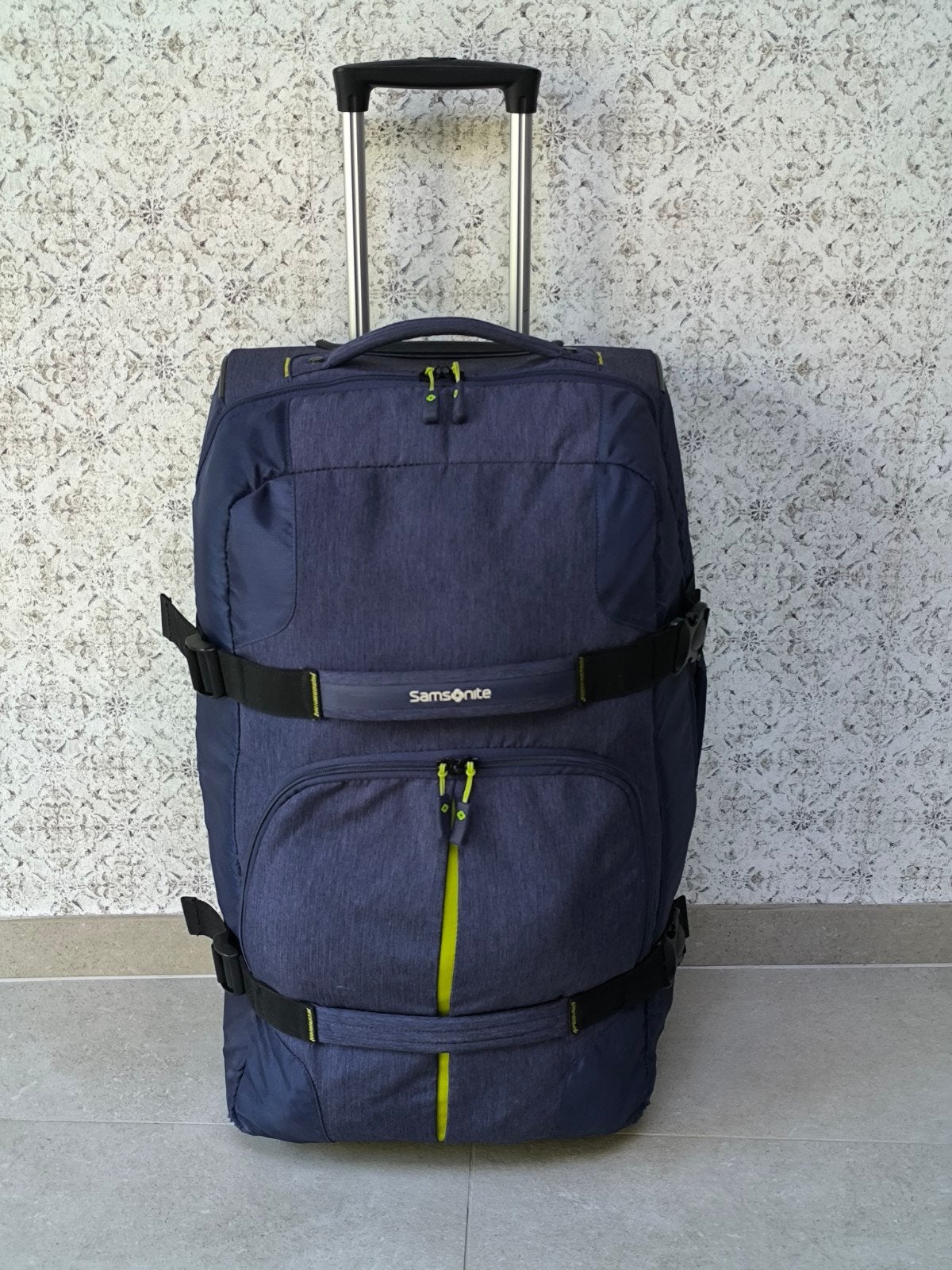 Samsonite Grand sac de voyage à roulettes (Bleu), Bijoux, Sacs & Beauté, 60 à 80 cm, 35 à 55 cm, Poignée extensible, Enlèvement