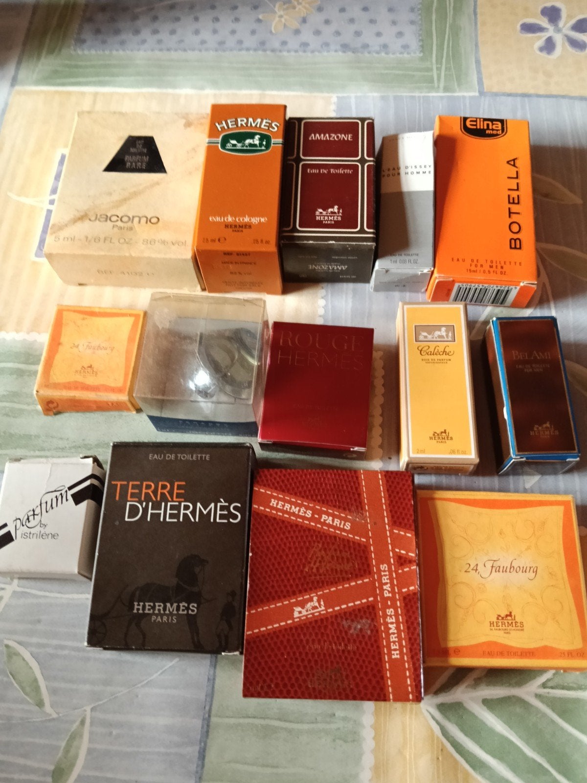Mini-parfums, Enlèvement ou Envoi