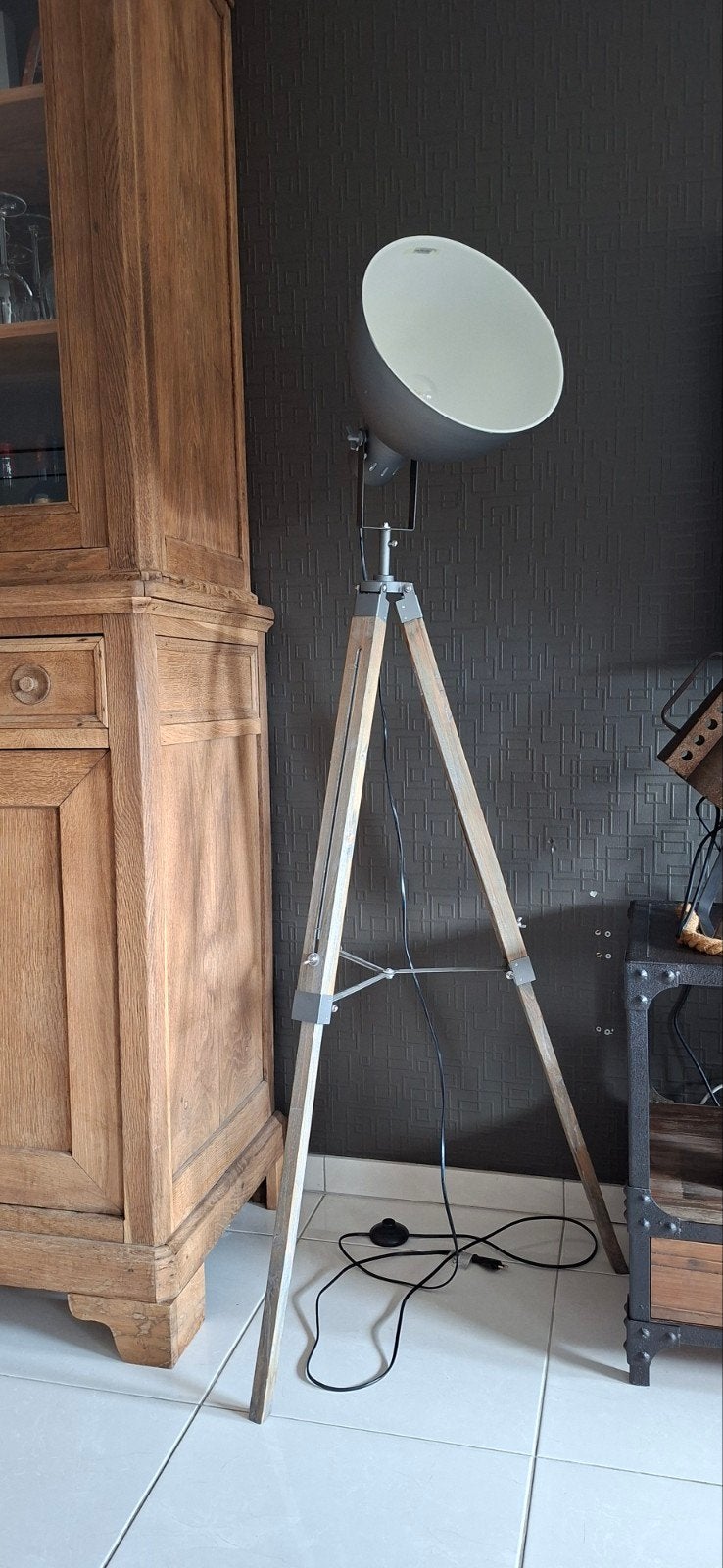 Industriële staanlamp, Enlèvement