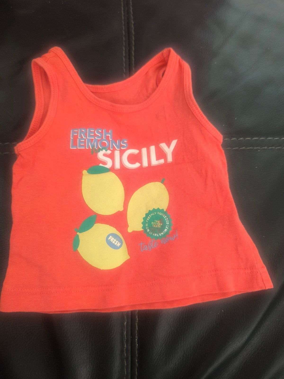 Schattig oranje mouwloos topje citroenen 0-4M, Kinderen en Baby's, Babykleding | Maat 62, Nacht- of Onderkleding, Gebruikt, Meisje