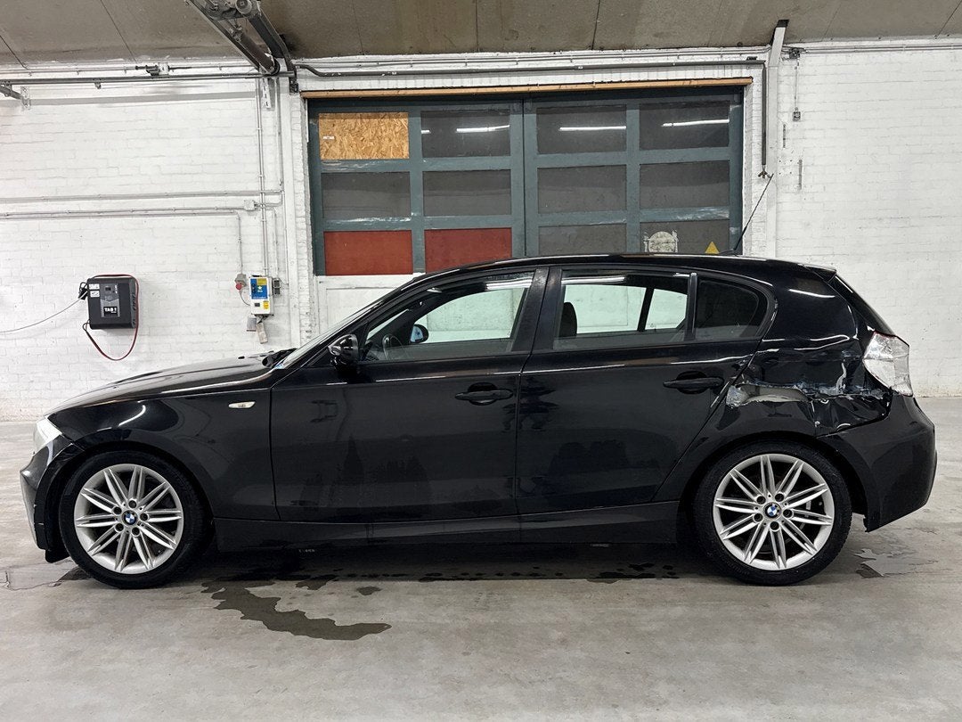 BMW 1-serie 116i M Sport | Airco | Schade, Autos, Achat, Entreprise, 180 g/km, 5 portes
