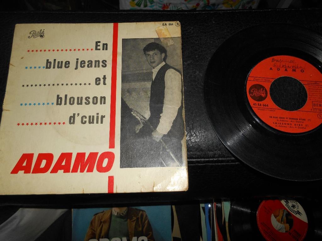 45T 4 pistes ADAMO " en blue jeans et blouson d'cuir", Enlèvement ou Envoi