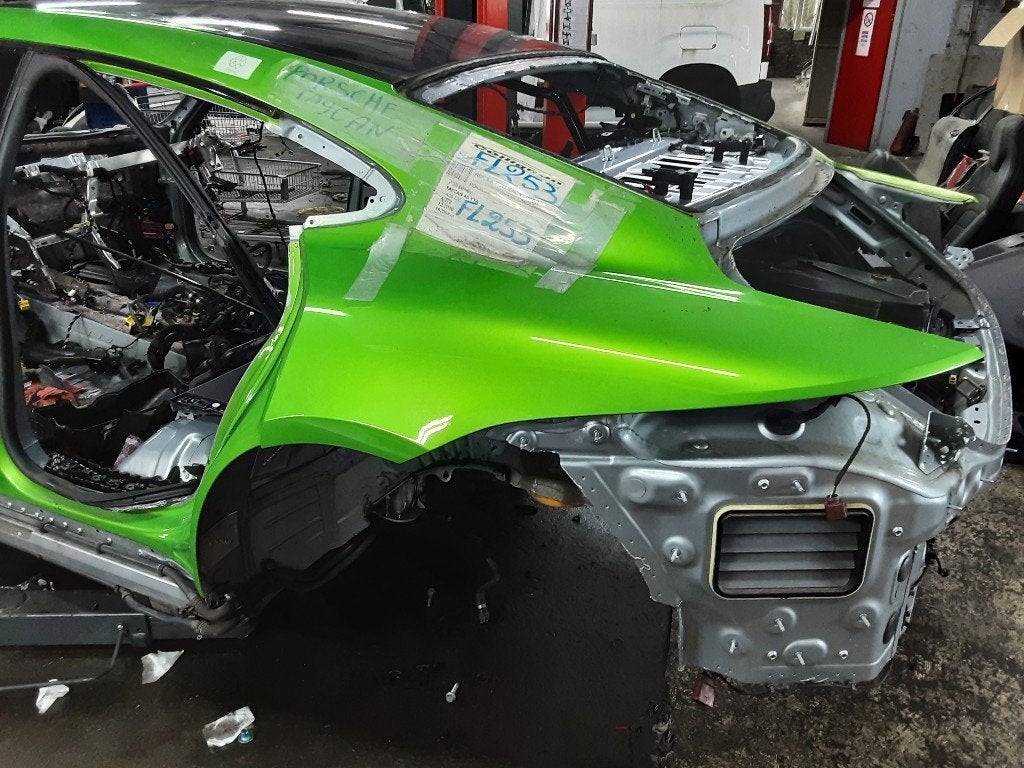 AILE ARRIÈRE GAUCHE Porsche Taycan (Y1A) (01-2019/12-2023), Arrière, Garde-boue, Utilisé, Rue de l'Espoir 34 34
4030  GRIVEGNÉE, BE
