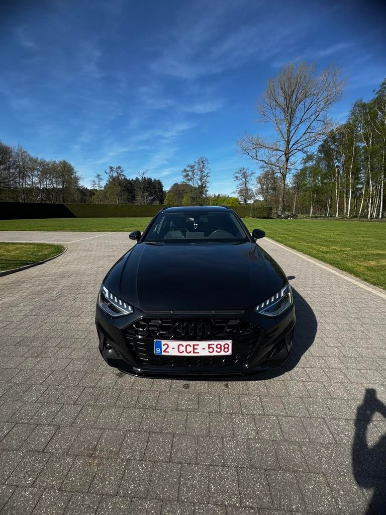 Audi a4 35 tfsi s-line, Auto's, Audi, Particulier, A4, Achteruitrijcamera, Benzine, Break, 5 deurs, Automaat, Zwart, Zwart, Leder