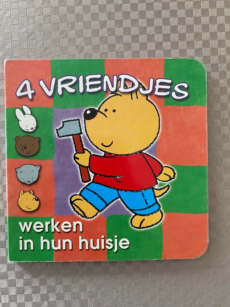 🍄 “ 4 Vriendjes werken aan hun Huisje “, Ophalen of Verzenden, Zo goed als nieuw