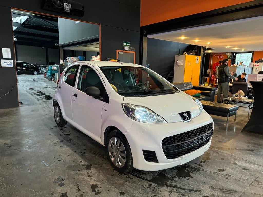 PEUGEOT 107, Autos, Euro 5, Achat, Entreprise, Ordinateur de bord