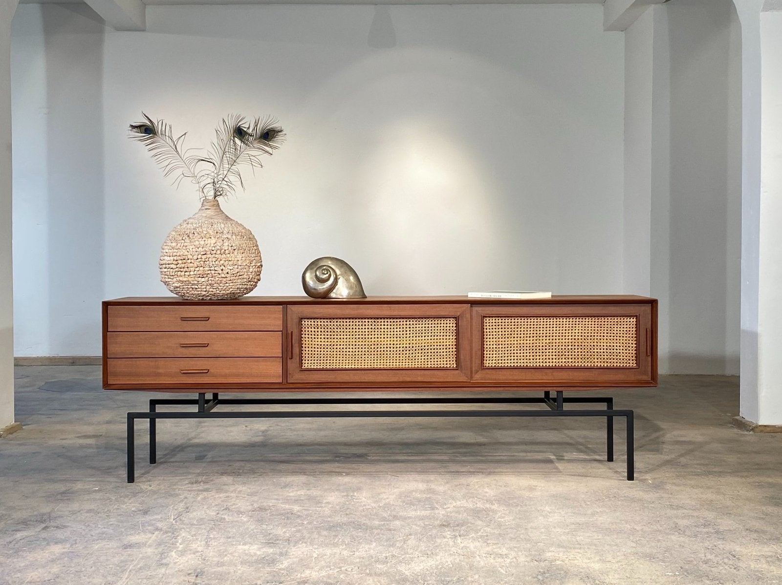 Sideboard, Huis en Inrichting, Ophalen, Zo goed als nieuw