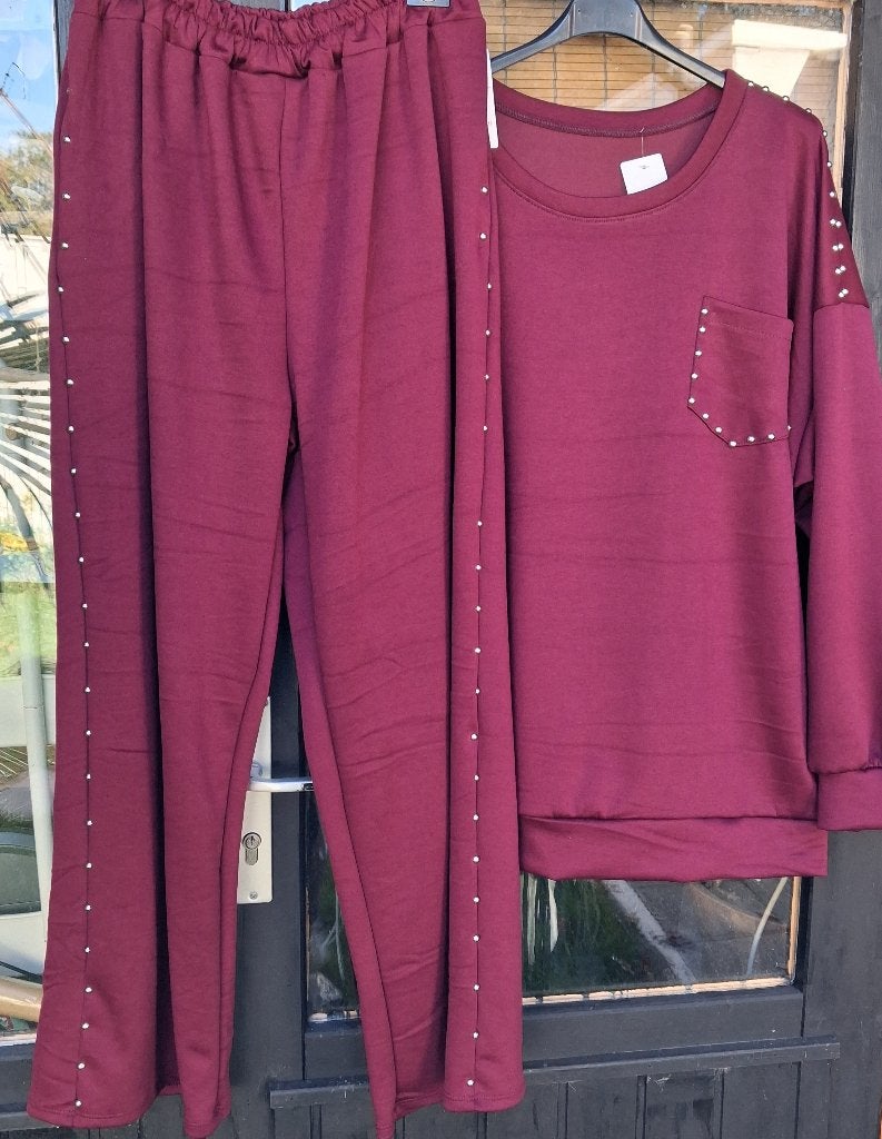 Costume de maison clouté, Vêtements | Femmes, Envoi, Neuf, Taille 46/48 (XL) ou plus grande, Rouge