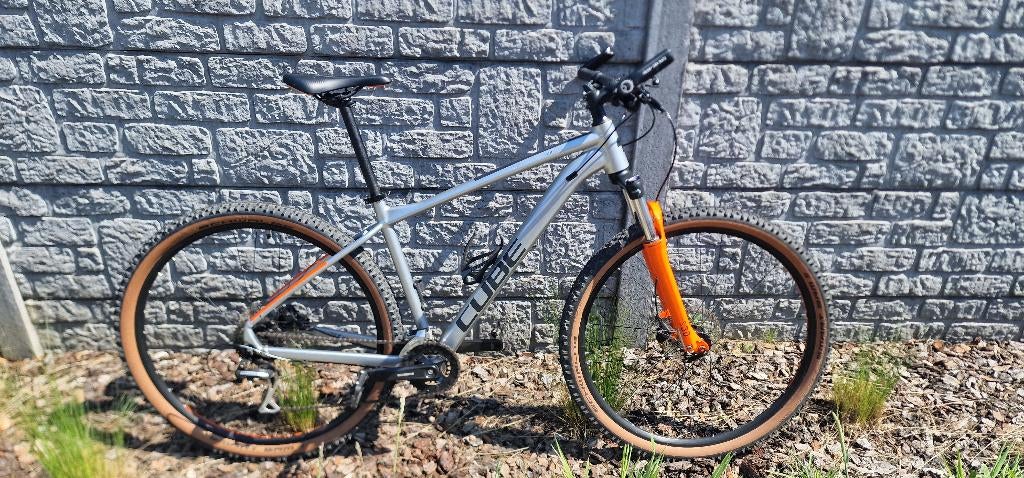 Cube Mountainbike zo goed als nieuwe staat, Vering, 15 tot 20 versnellingen, 57 tot 61 cm, Schijfrem