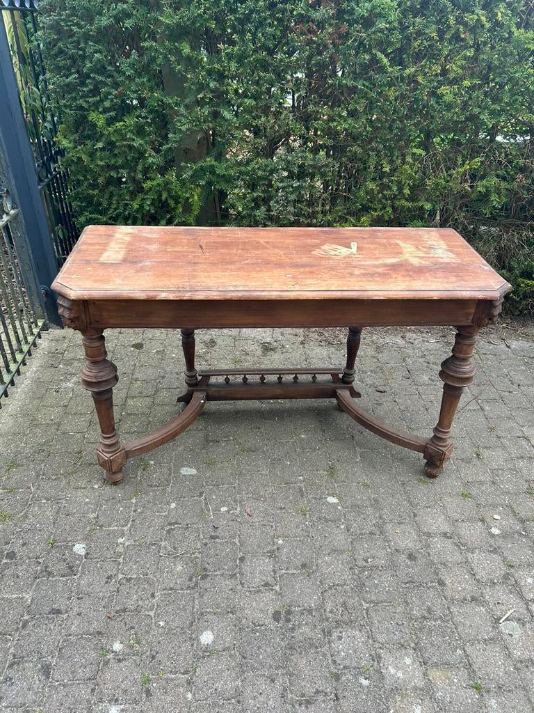 Tafeltje met karakter, Ophalen