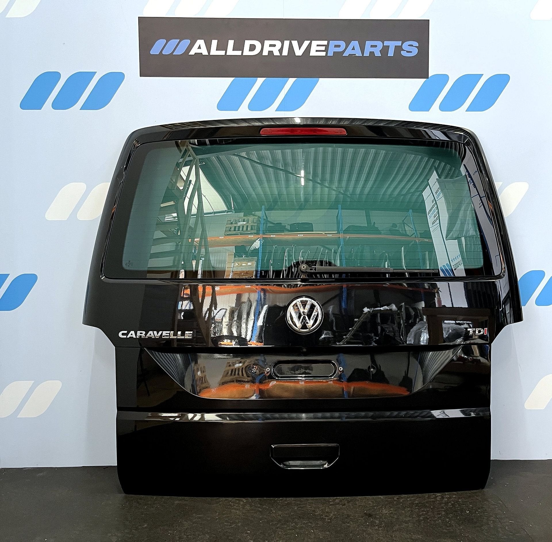 VW Transporter T6 hayon vitré noir LC9X 7E0827025A, Arrière, -, Haillon arrière, Utilisé