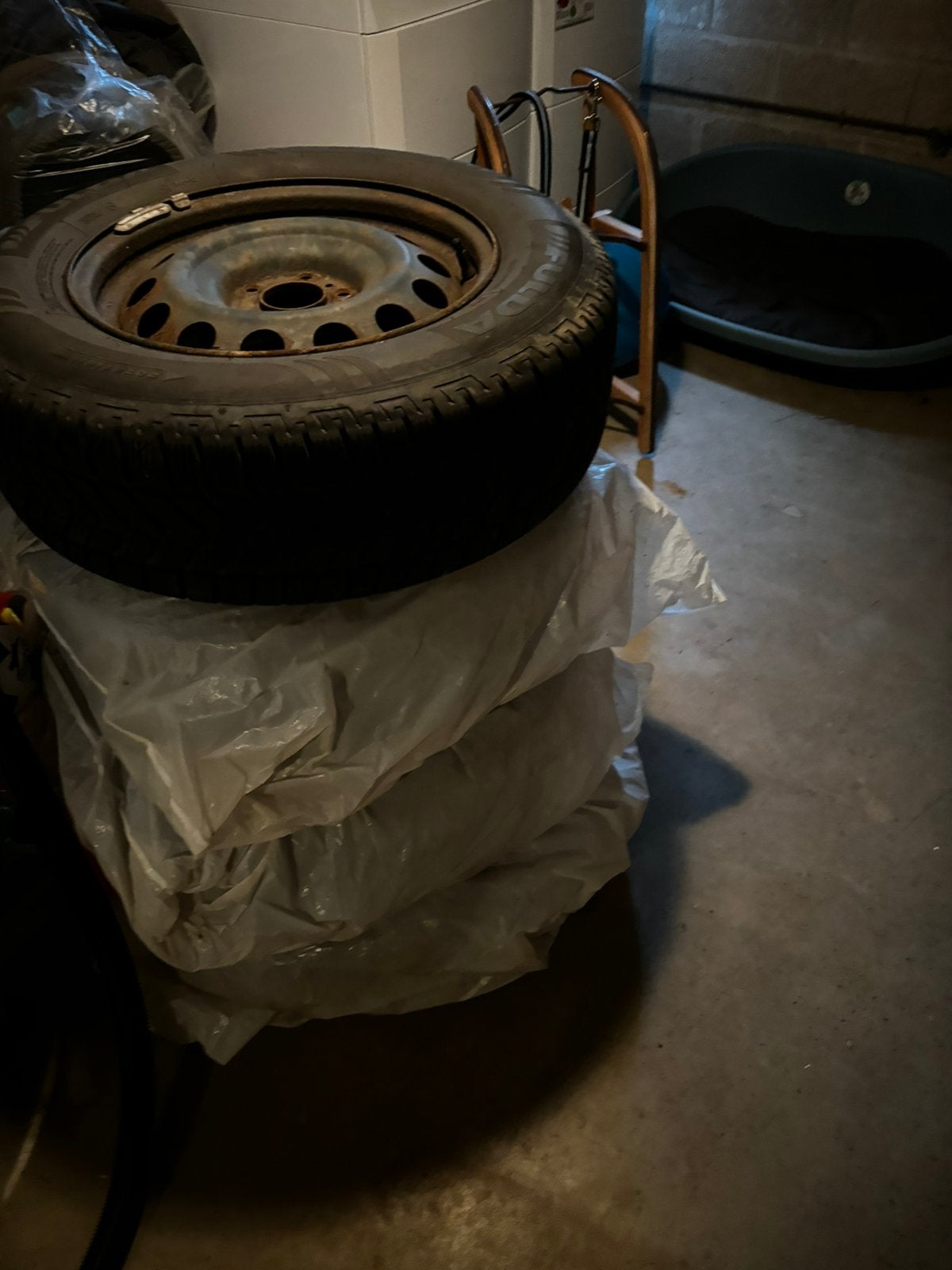 4 roues hiver – 215/70 R16 – Jantes acier, Ophalen, Gebruikt