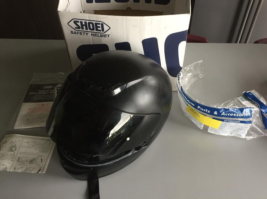 Integraalhelm Shoei maat xs, matzwart, Motoren, Kleding | Motorhelmen, Integraalhelm, XS, Shoei, Tweedehands, Ophalen