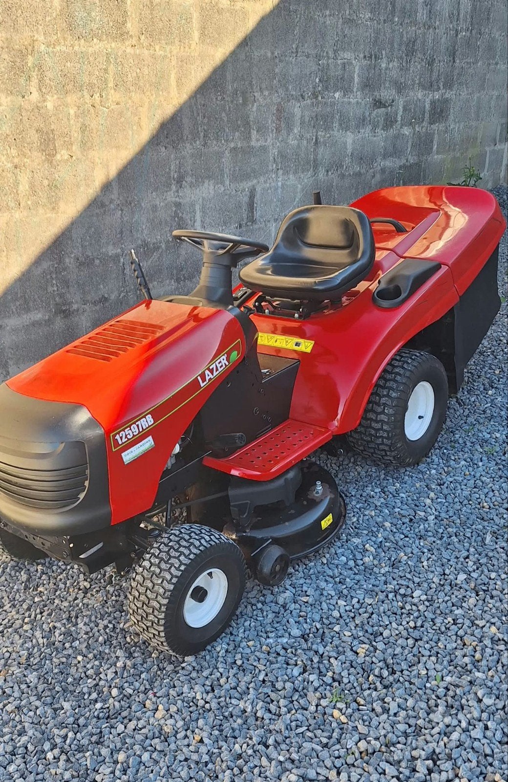 Tracteur tondeuse LAZER, Enlèvement