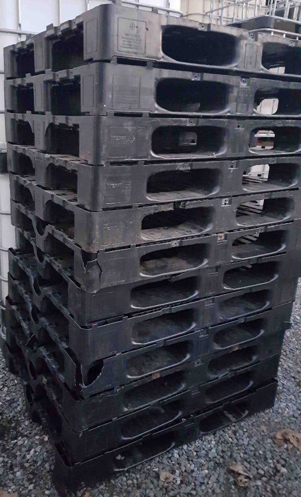 Palettes plastique 100 x 120 x 15 support cuve 1000 litres, 150 litres ou plus, Synthétique, Enlèvement, Utilisé