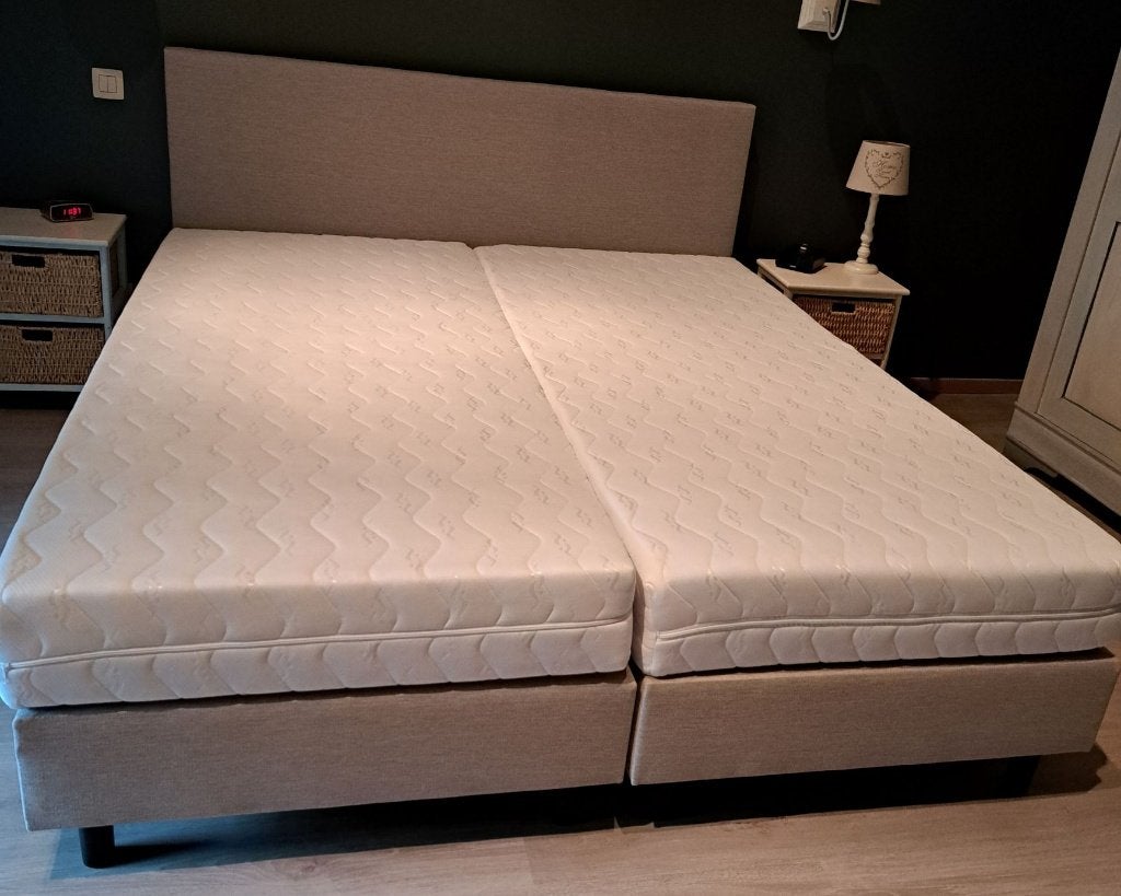 Matelas à ressorts, Neuf, 90 cm, Matelas, 210 cm