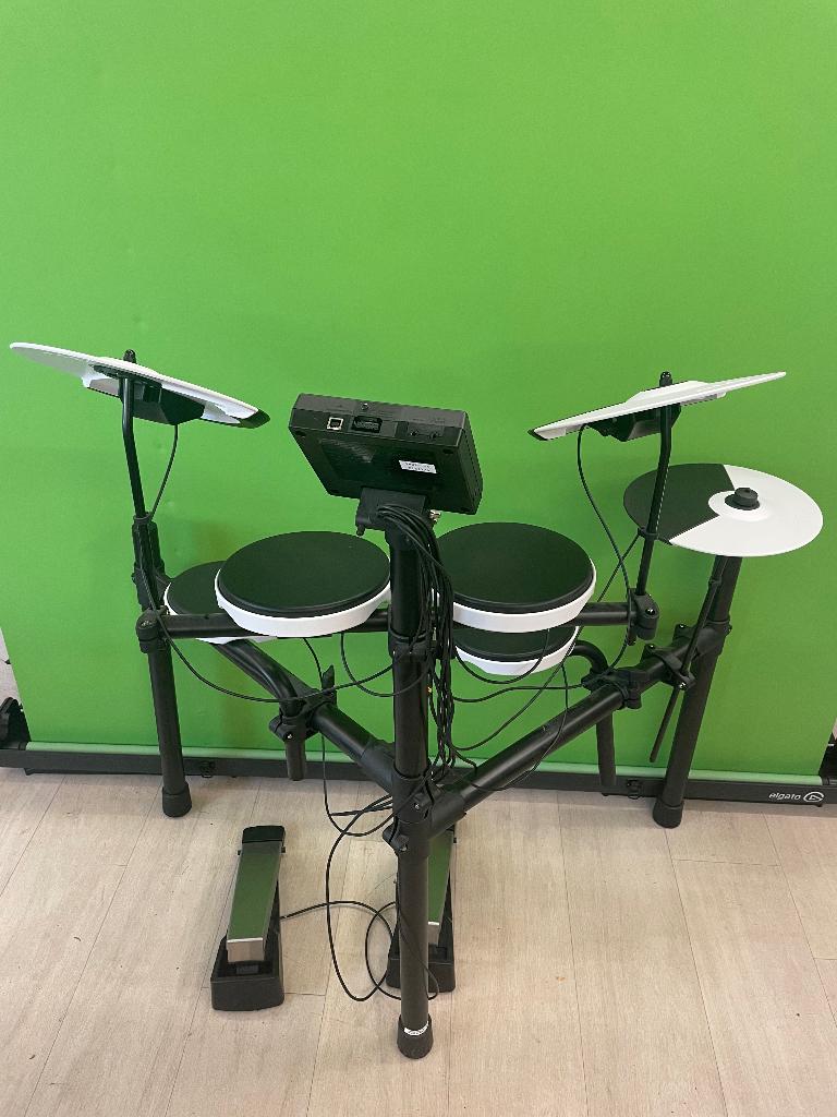 Roland V-Drums TD-02K, Muziek en Instrumenten, Drumstellen en Slagwerk, Ophalen, Zo goed als nieuw, Roland, Elektronisch
