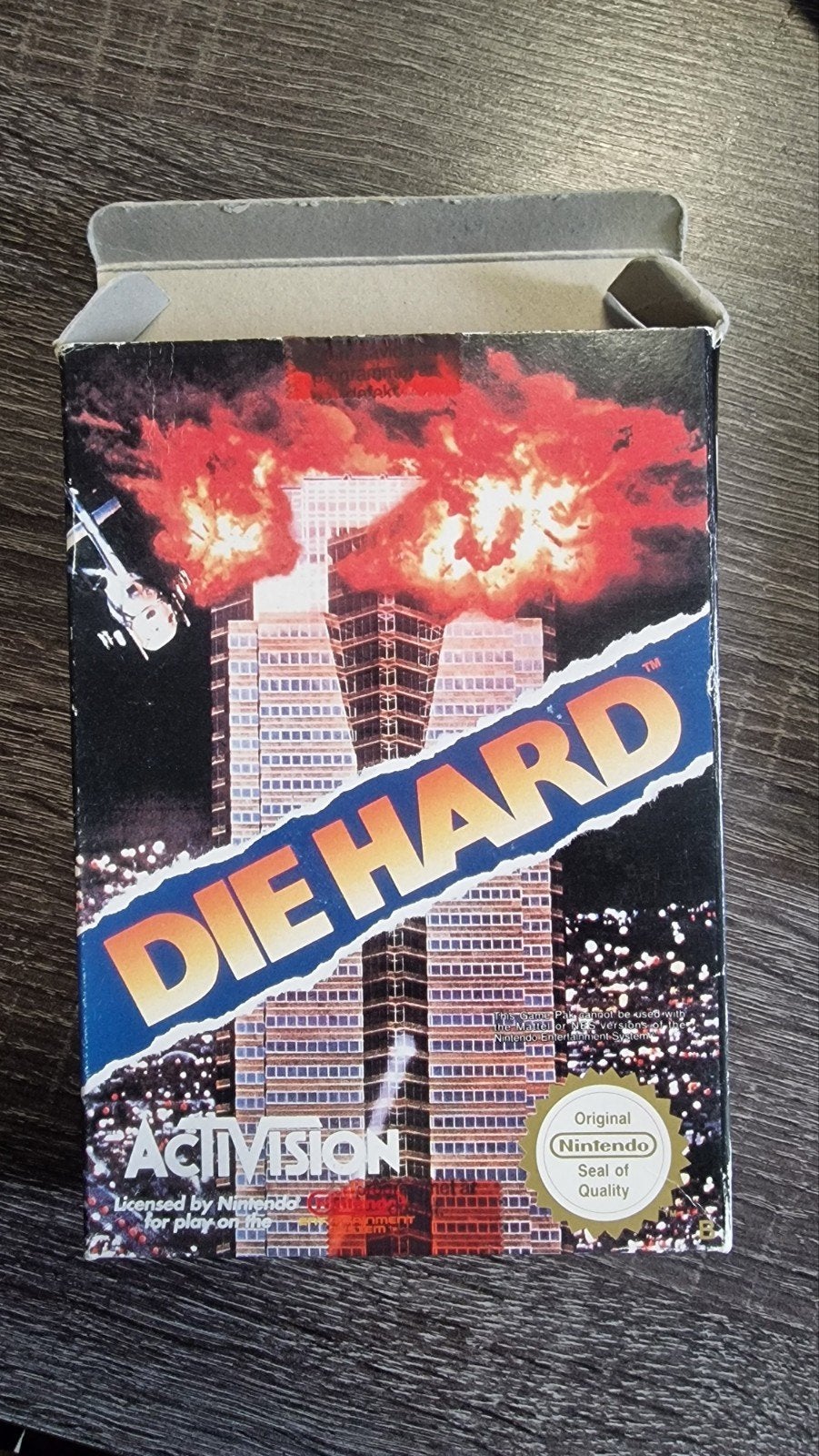 Die  hard nes cib, Games en Spelcomputers, Games | Nintendo NES, Ophalen of Verzenden, Gebruikt