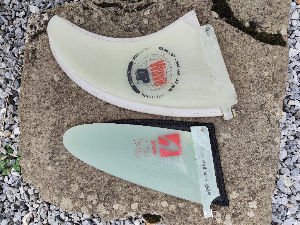 Housse de transport/Ailerons planche à voile, Sports nautiques & Bateaux, Planche à voile, Moins de 3.5 m², Planche, Moins de 250 cm