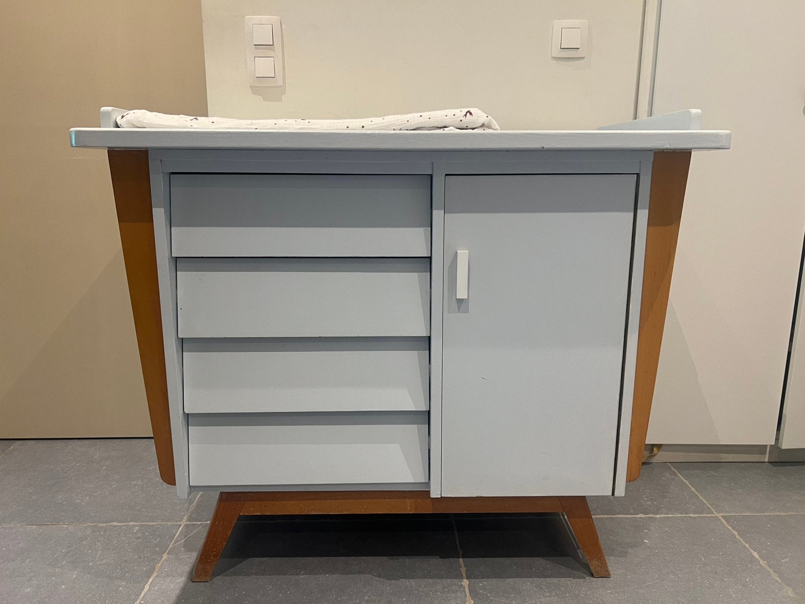 Luiertafel retro, Kinderen en Baby's, Badjes en Verzorging, Ophalen, Gebruikt, Overige typen, Overige merken