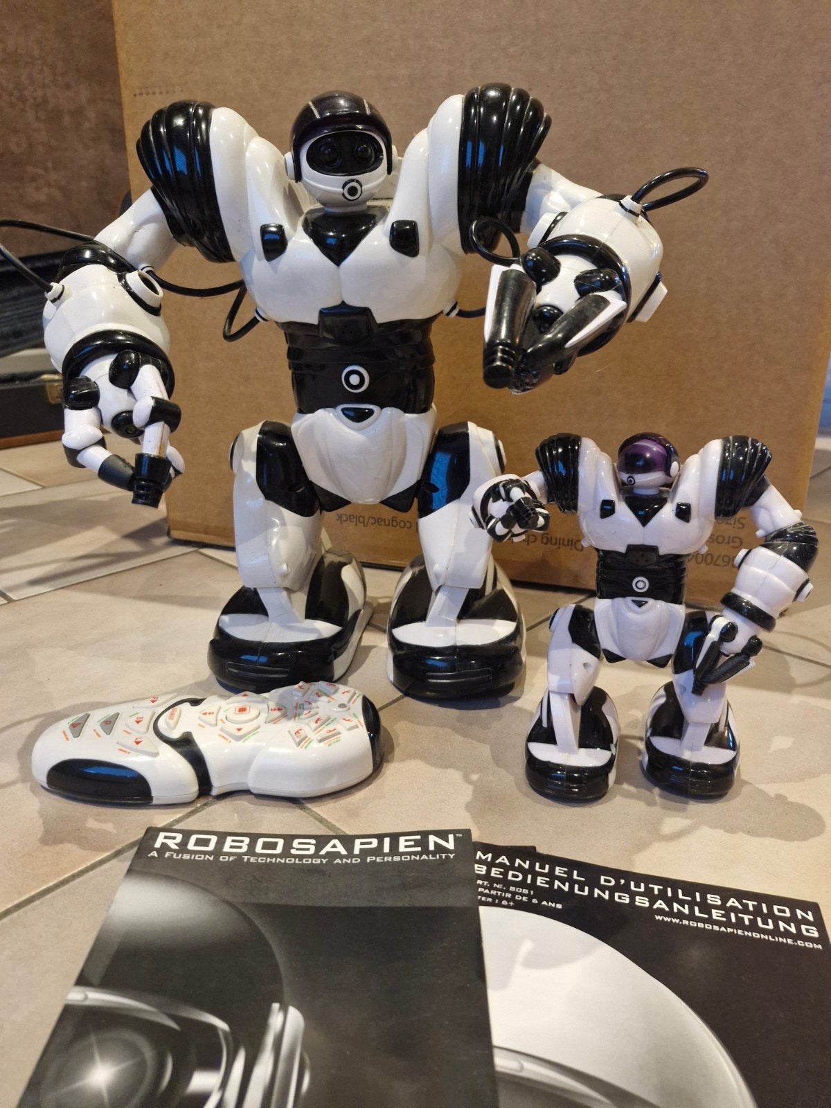 Werkende Wowwee Robosapien inclusief mini, Verzamelen, Ophalen