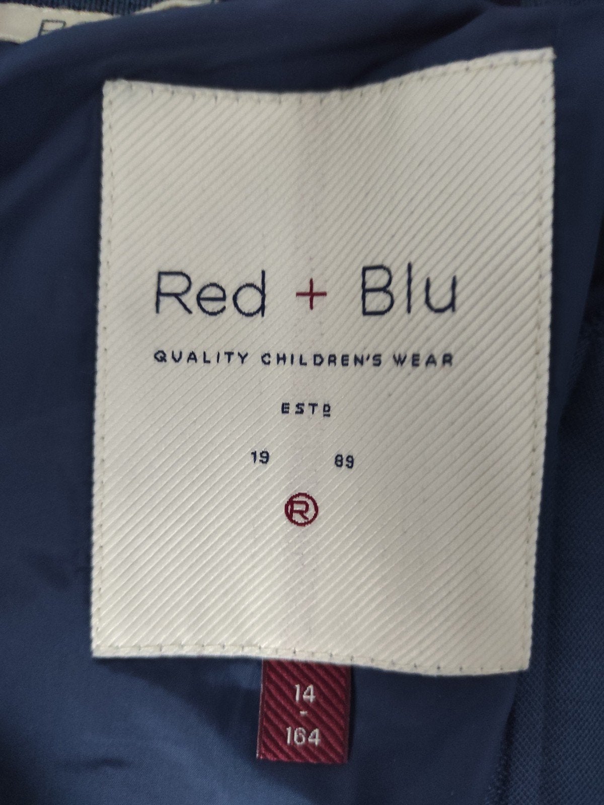 jasje Red +Blu, Enlèvement