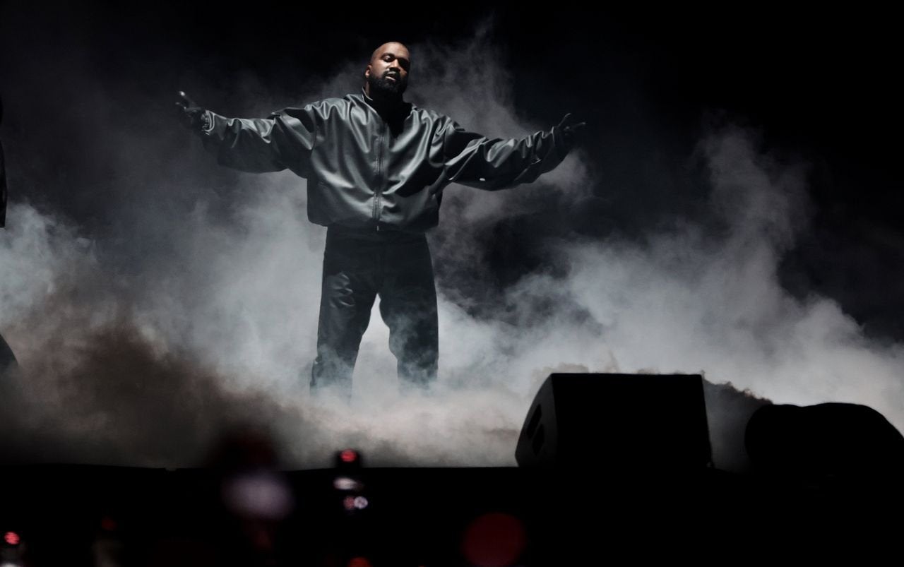 Kanye west YE live gelredome 6 juni, Tickets en Kaartjes, Juni