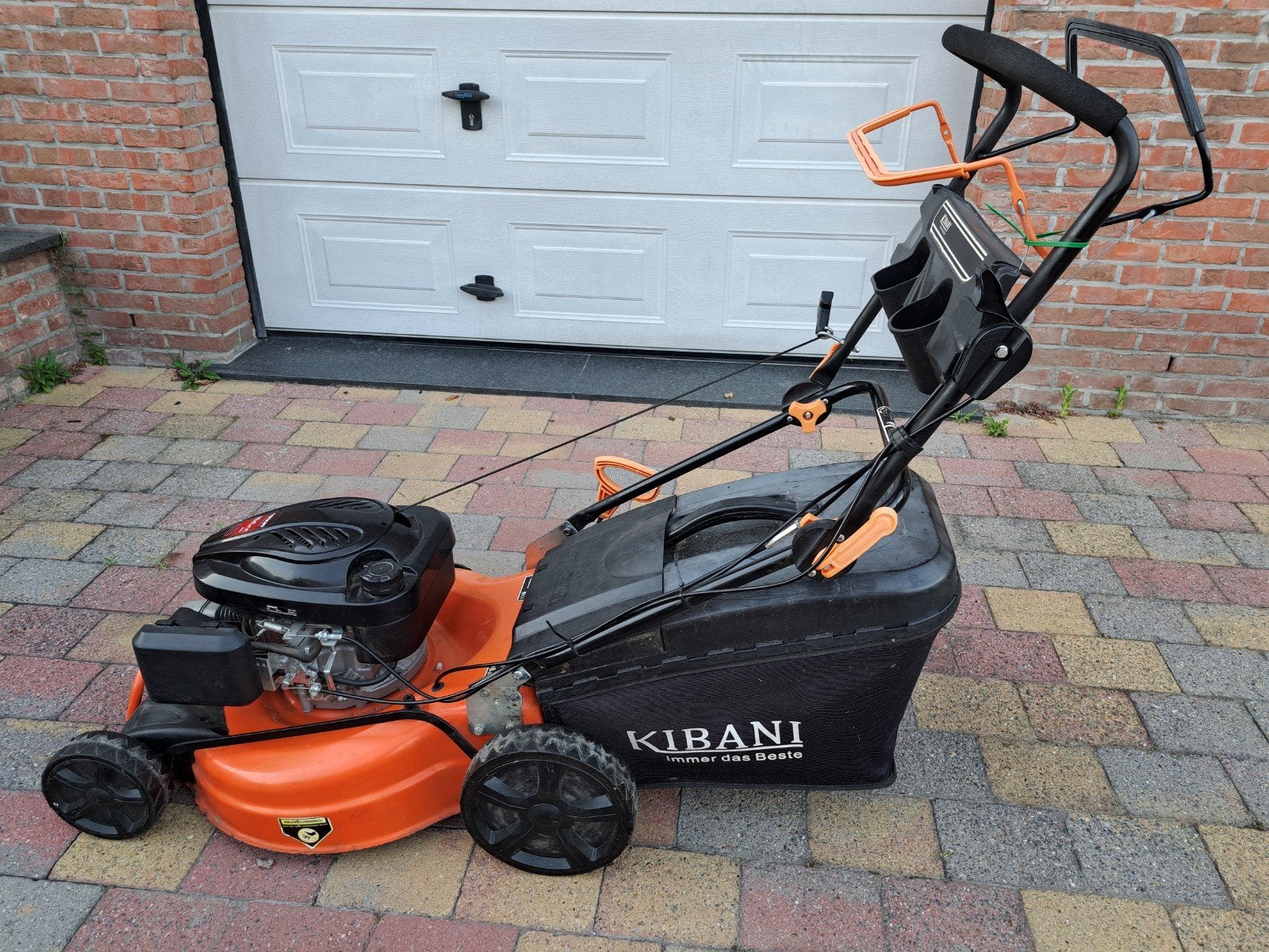 Kibani KIGFLM 196cc, Enlèvement, Sac de ramassage
