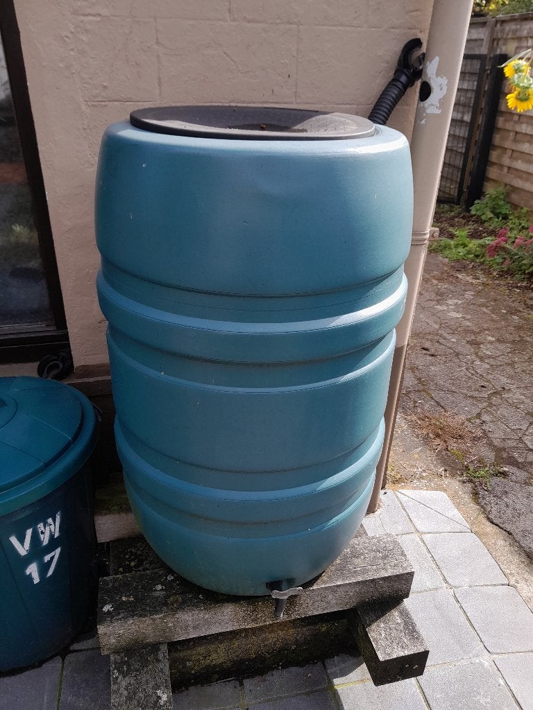 Regenton, Ophalen, Kunststof, Gebruikt, Met kraantje